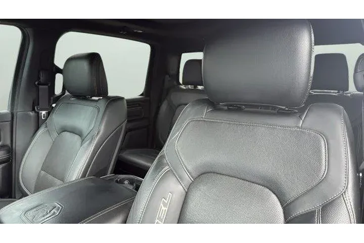 $37519 : Ram 1500 2021 4x4 Rebel 4dr image 10