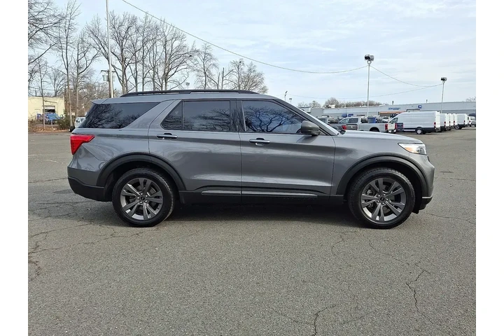 $18500 : Ford Explorer 2021 AWD XLT 4 image 8