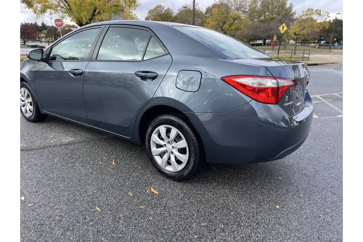 $9900 : 2015 Corolla LE image 8