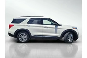$24235 : Ford Explorer 2020 AWD XLT 4 thumbnail