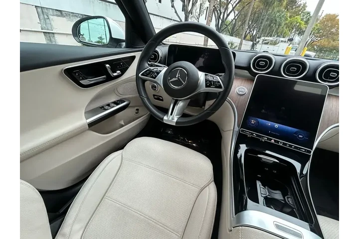 $35000 : Mercedes-Benz C-Class 2025 A image 9