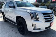 2017 Escalade 4WD 4dr Luxury thumbnail