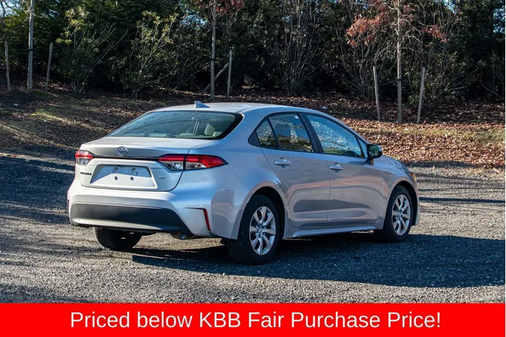 $15595 : Toyota Corolla 2024 LE 4dr S image 8