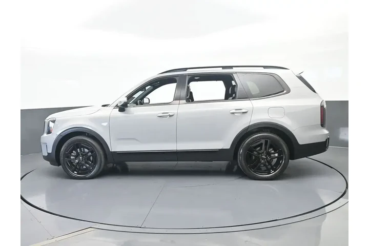 $37989 : Kia Telluride 2024 AWD EX 4d image 3