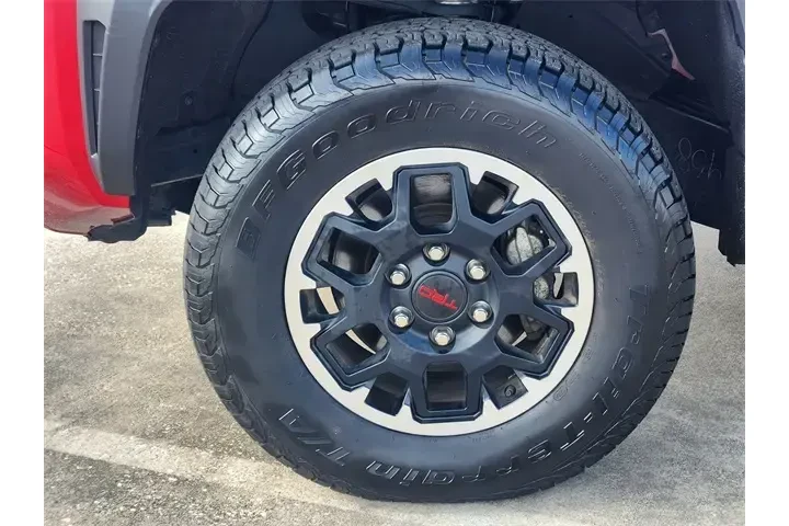 $37474 : Toyota Tacoma 2024 4x4 SR5 4 image 10