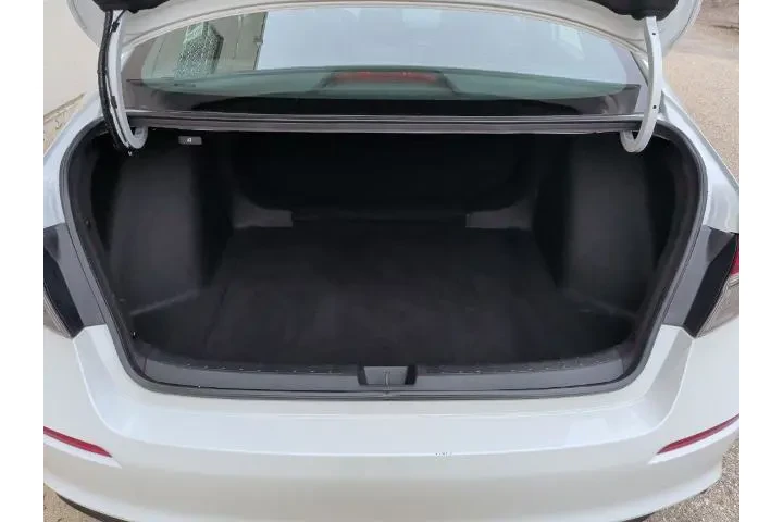 $22090 : Honda Civic 2023 Sport 4dr S image 9