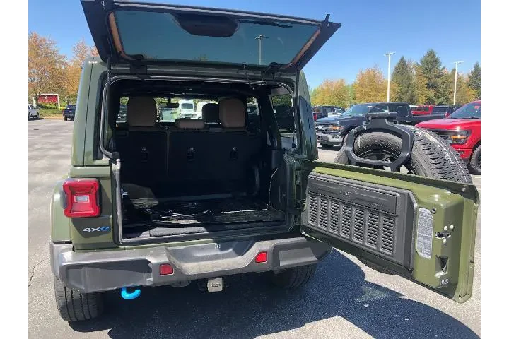 $31991 : Jeep Wrangler Unlimited 2021 image 10