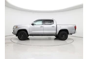$26998 : Toyota Tacoma 2021 4x2 SR5 V thumbnail