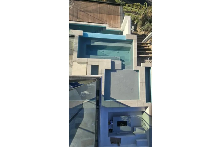 CALIFORNIA TILE image 1