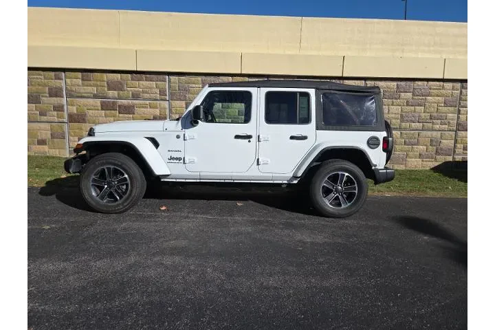 $31212 : Jeep Wrangler 2023 4x4 Sahar image 9