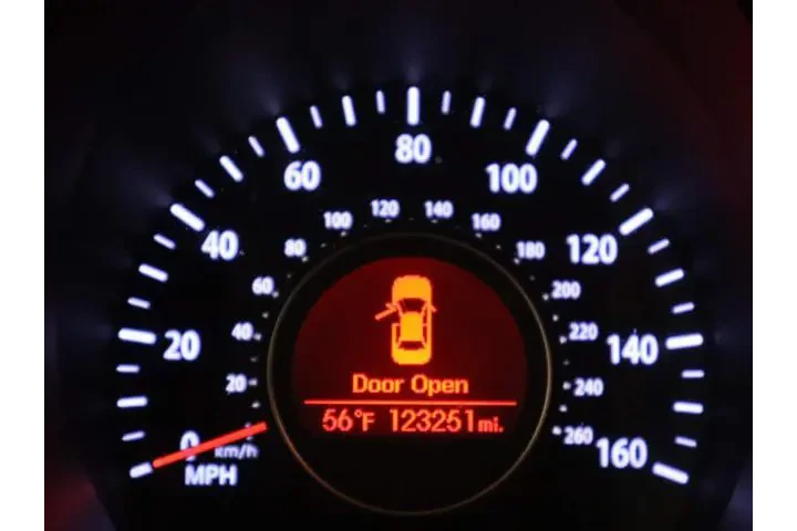 $6599 : Kia Optima 2013 LX 4dr Sedan image 5