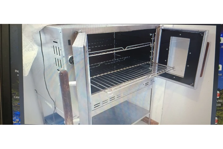 $18 : Horno Industrial image 1