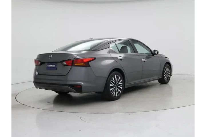$20998 : Nissan Altima 2024 2.5 SV 4d image 8