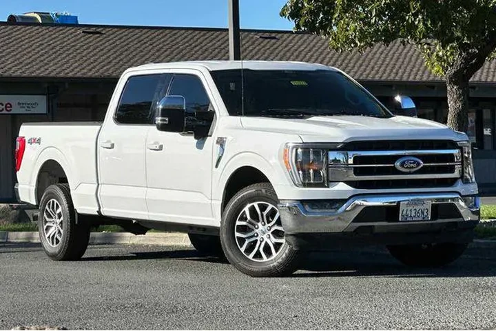 $35467 : Ford F-150 2022 4x4 Lariat 4 image 2