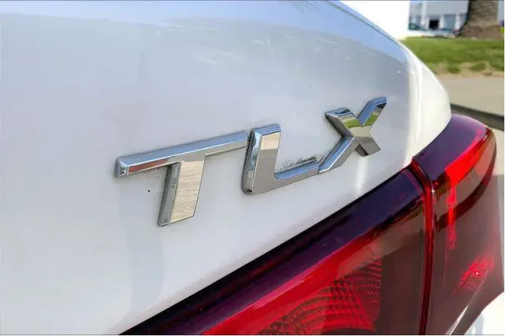$18985 : Acura TLX 2017 SH-AWD V6 4dr image 8