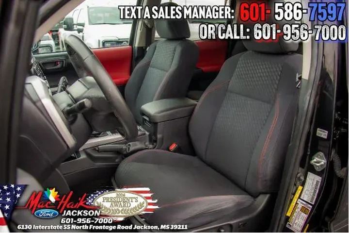 $29995 : Toyota Tacoma 2021 4x4 SR V6 image 7