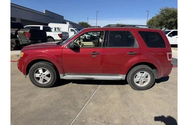 $7995 : Ford Escape 2011 XLT 4dr SUV image 6