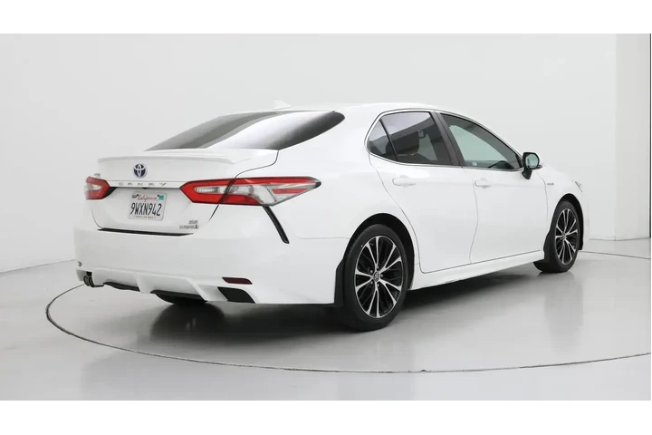 $19998 : Toyota Camry Hybrid 2018 SE image 8