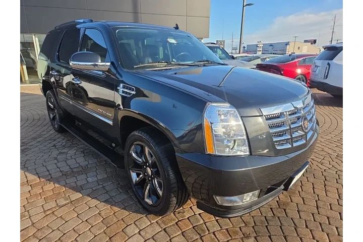 $16998 : 2011 Escalade Premium image 3