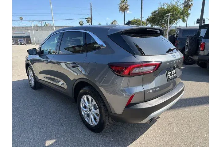 $19668 : Ford Escape 2024 Active 4dr image 5