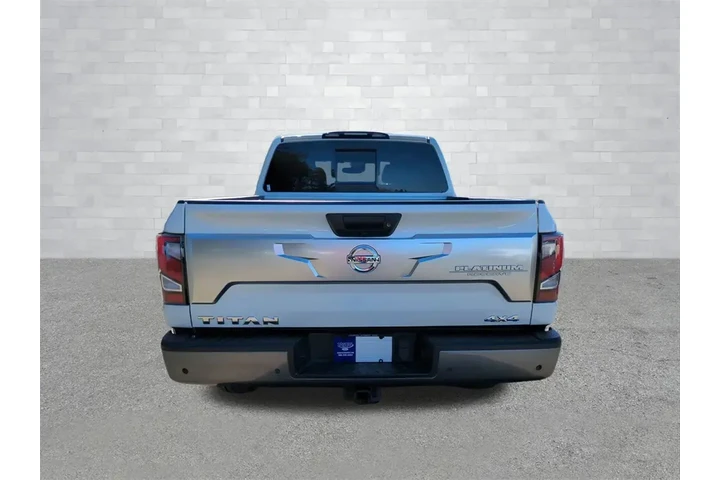 $30955 : Nissan Titan 2021 4x4 Platin image 5