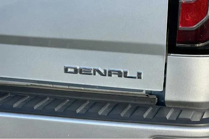 $34532 : GMC Sierra 1500 2018 4x4 Den image 9