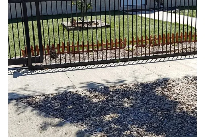 $2200 : HOUSE RENT IN Pico Rivera, CA image 1