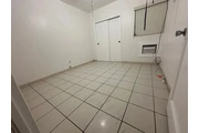 $700 : Beautiful Home...Hialeah, FL thumbnail