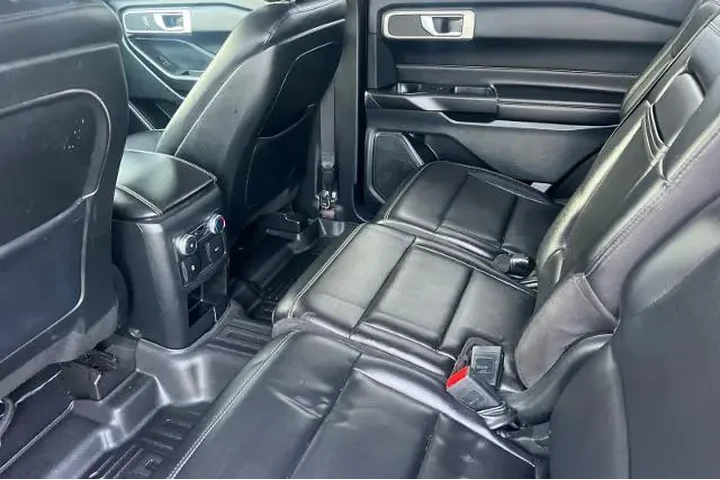 $22995 : Ford Explorer 2020 AWD XLT 4 image 4