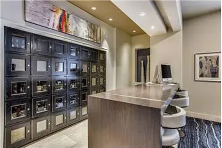 $4422 : Rental property with 2 bedro image 3