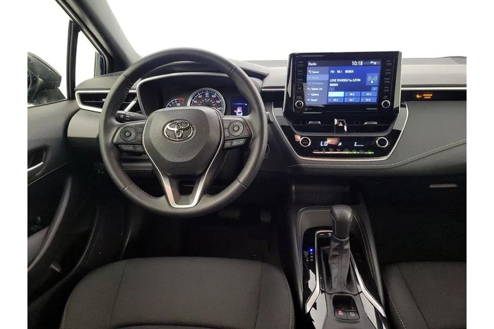 $24998 : Toyota Corolla Hatchback 202 image 10