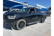 $27499 : Ram 1500 2021 4x2 Laramie 4d thumbnail