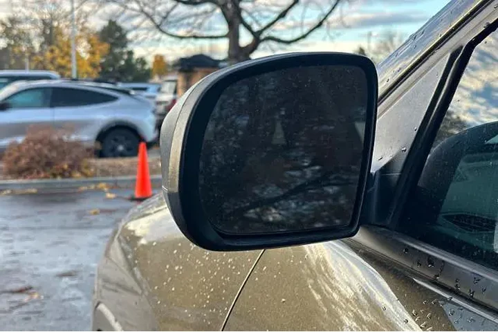 Jeep Cherokee 2015 Sport 4dr image 9