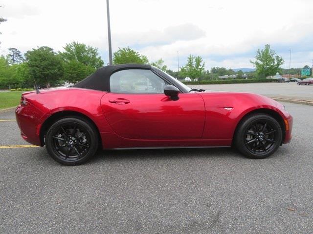 $27199 : PRE-OWNED 2020 MAZDA MX-5 MIA image 9