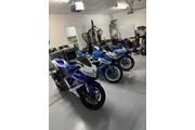 Tengo 3 Suzuki gsxr pocas mill en Los Angeles