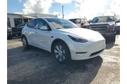 $32990 : Tesla Model Y 2024 AWD Long thumbnail