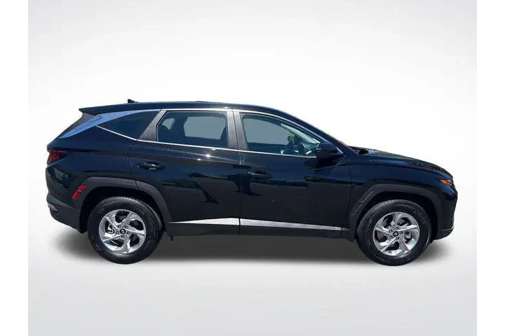 $25777 : Hyundai TUCSON 2024 AWD SE 4 image 6