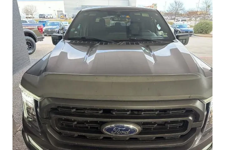 $37740 : Ford F-150 2023 4x4 XL 4dr S image 5