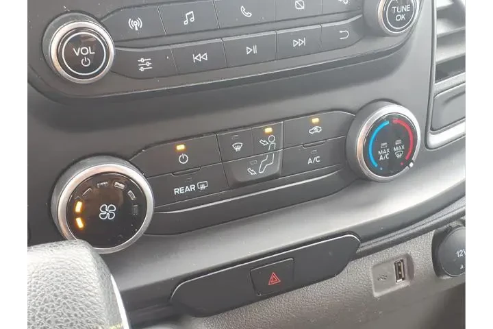 $32987 : Ford Transit 2023 250 3dr SW image 7