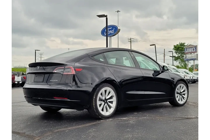 $30898 : Tesla Model 3 2022 AWD Long image 10
