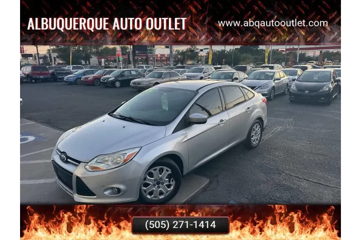 $10995 : 2012 Focus SE image 2