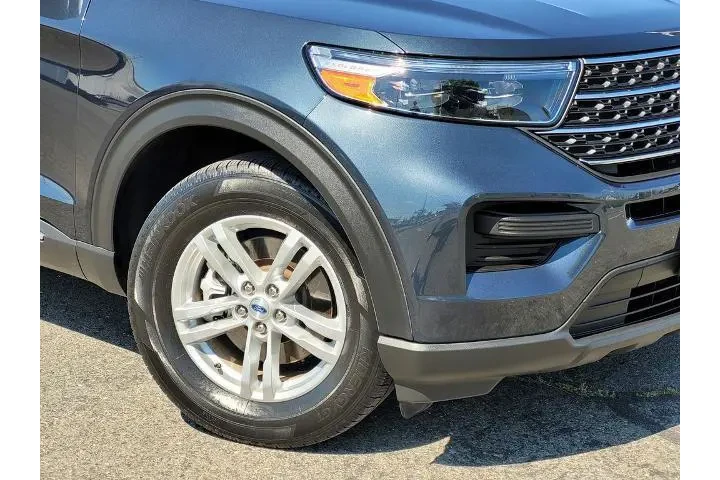 $29900 : Ford Explorer 2022 XLT 4dr S image 9