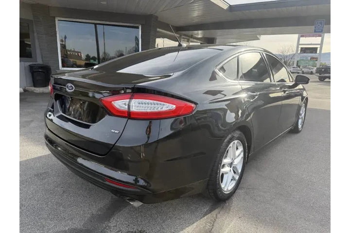 $8450 : 2015 Fusion SE image 7