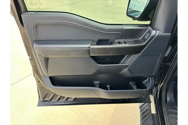 $29995 : Ford F-150 2021 4x4 XLT 4dr image 9