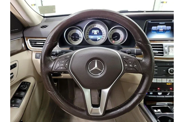 $18998 : Mercedes-Benz E-Class 2016 A image 10
