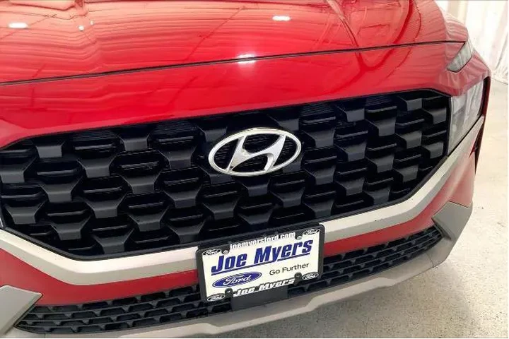 $19991 : Hyundai SANTA FE 2023 SEL 4d image 7