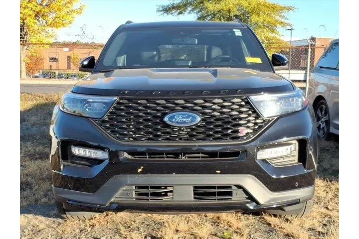 $39998 : Ford Explorer 2023 ST 4dr SU image 2