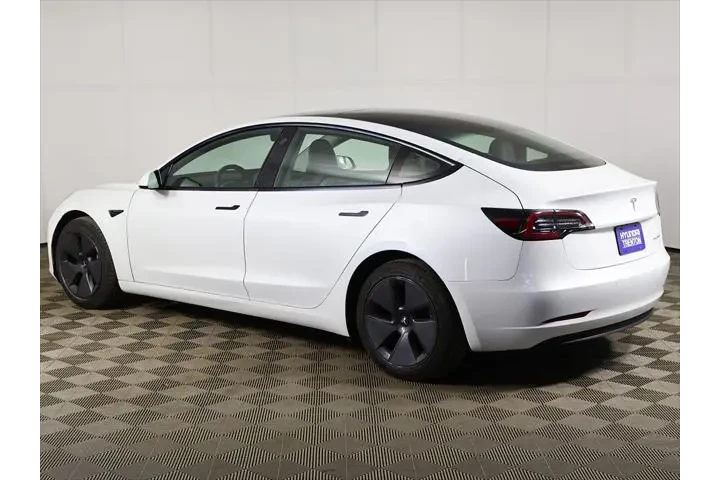 $21997 : Tesla Model 3 2022 AWD Long image 10