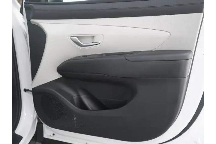 $31998 : Hyundai TUCSON Hybrid 2025 A image 9