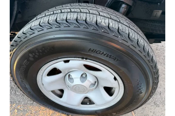 $16995 : 2018 Tacoma SR image 10